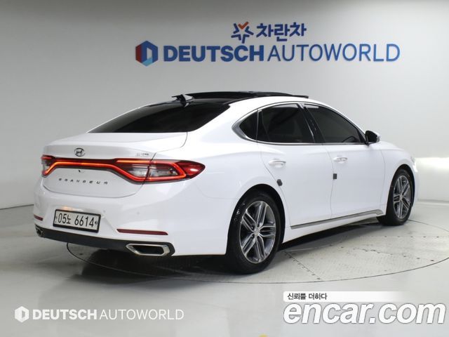 Hyundai Grandeur (IG) 2.2 Diesel Premium 2018 — фото 2