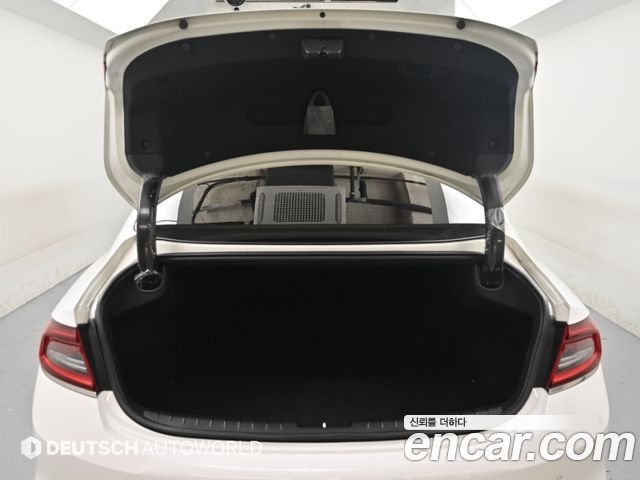 Hyundai Grandeur (IG) 2.2 Diesel Premium 2018 — фото 23