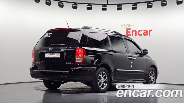Kia Carnival R New Carnival Limousine GLX High-Deluxe 2014 — фото 2