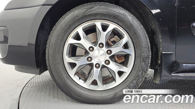 Kia Carnival R New Carnival Limousine GLX High-Deluxe 2014 — фото 5