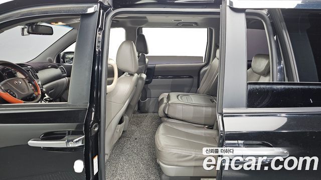 Kia Carnival R New Carnival Limousine GLX High-Deluxe 2014 — фото 11