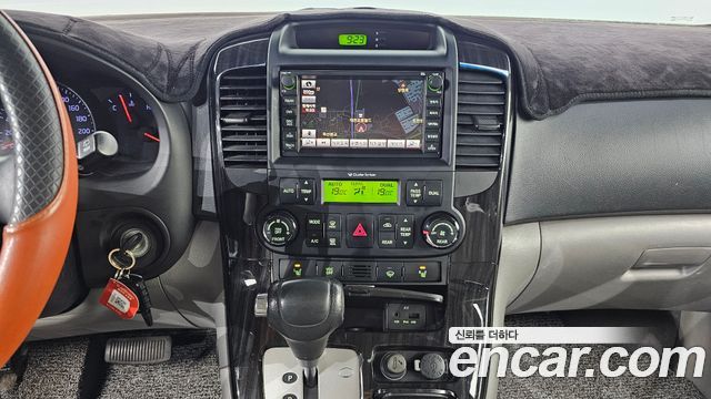 Kia Carnival R New Carnival Limousine GLX High-Deluxe 2014 — фото 16