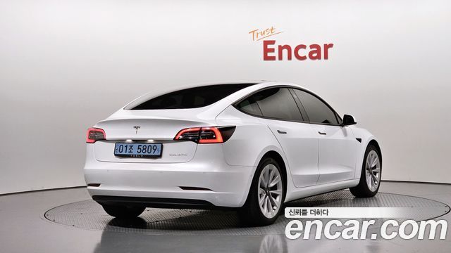 Tesla Model 3 Long Range AWD 2021 — фото 2
