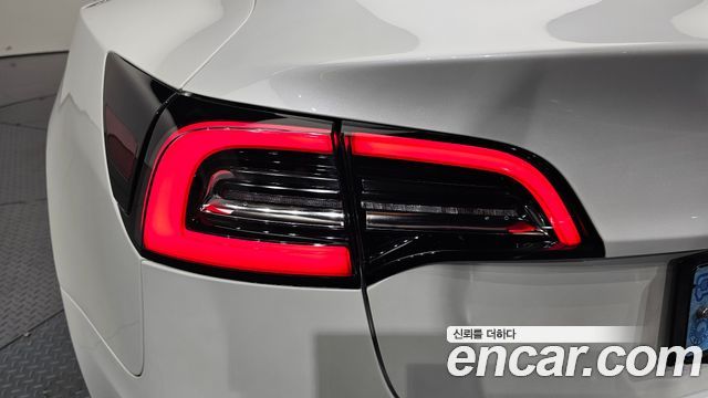 Tesla Model 3 Long Range AWD 2021 — фото 29