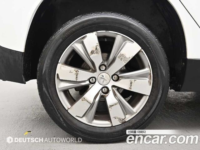 Peugeot 2008 1.6 e-HDi Feline L 2015 — фото 5