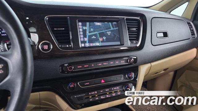 Kia Carnival 9-Seater Noblesse Special 2019 — фото 13