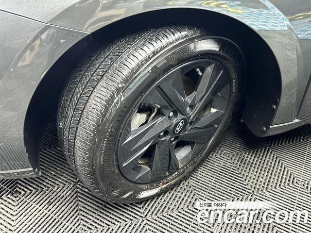Hyundai Avante Hybrid (CN7) Inspiration 2023 — фото 17