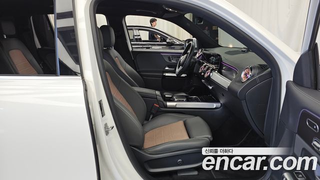 Mercedes-Benz EQB (X243) EQB300 4MATIC Electric Art 2024 — фото 15