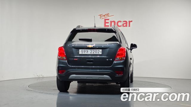 Chevrolet Trax 1.4 Premier 2018 — фото 4