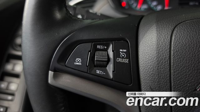 Chevrolet Trax 1.4 Premier 2018 — фото 15