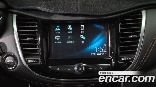 Chevrolet Trax 1.4 Premier 2018 — фото 31