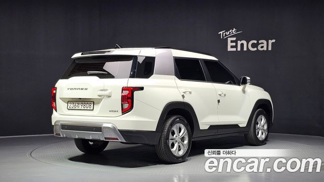 KG Mobility (SsangYong) Torres Gasoline 1.5 2WD T5 2025 — фото 2