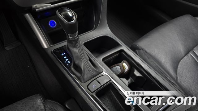 Hyundai Sonata (LF) LPI Premium 2017 — фото 9