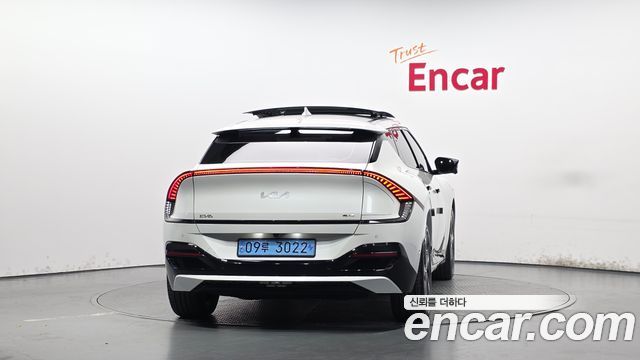 Kia EV6 Long Range GT Line 2022 — фото 4