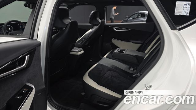 Kia EV6 Long Range GT Line 2022 — фото 11
