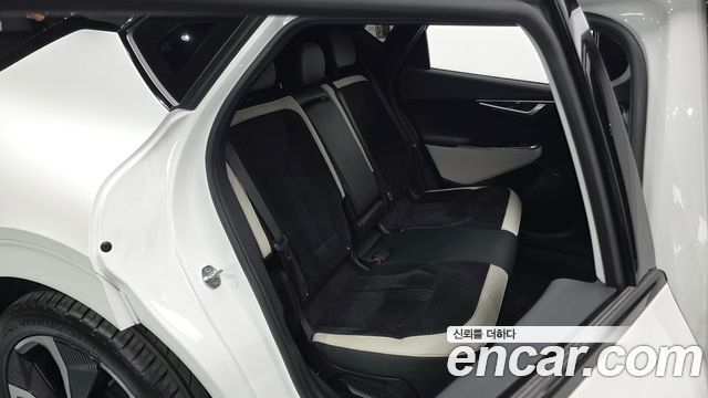 Kia EV6 Long Range GT Line 2022 — фото 12