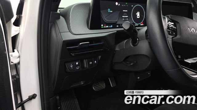 Kia EV6 Long Range GT Line 2022 — фото 13
