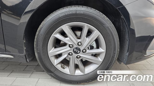 Kia K5 (II) 2.0 LPI Rental Car Luxury 2019 — фото 21