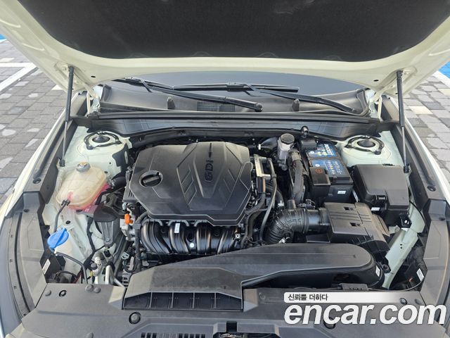 Kia K8 2.5 Gasoline 2WD Noblesse 2022 — фото 6