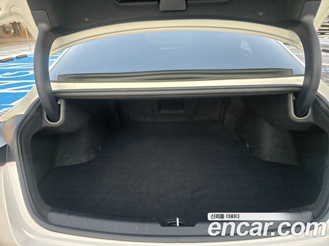Kia K8 2.5 Gasoline 2WD Noblesse 2022 — фото 7