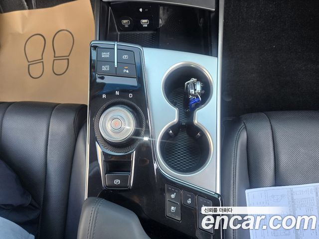Kia K8 2.5 Gasoline 2WD Noblesse 2022 — фото 18