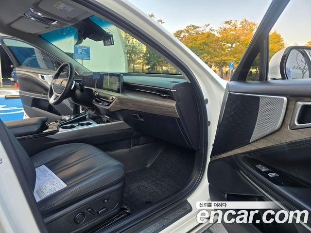 Kia K8 2.5 Gasoline 2WD Noblesse 2022 — фото 21