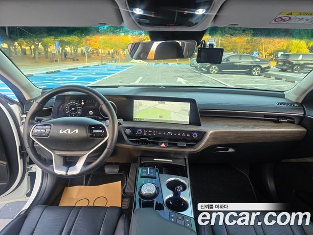 Kia K8 2.5 Gasoline 2WD Noblesse 2022 — фото 23