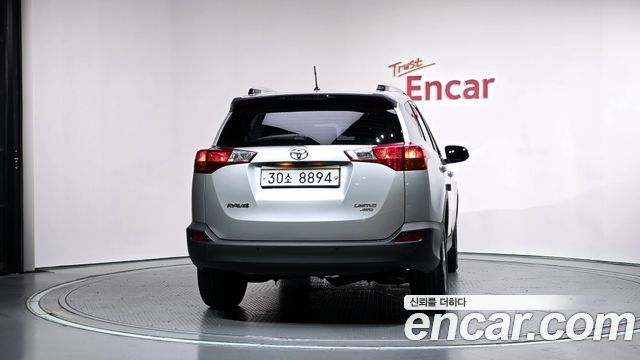 Toyota RAV4 2.5 4WD 4th 2013 — фото 4