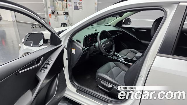 Kia Niro Trendy 2022 — фото 10