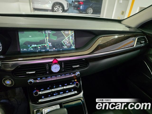 Genesis EQ900 3.8 GDI AWD Luxury 2017 — фото 16