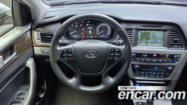 Hyundai Sonata (LF) 1.7 Diesel Smart Special 2016 — фото 13