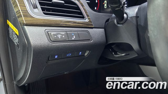 Hyundai Sonata (LF) 1.7 Diesel Smart Special 2016 — фото 19