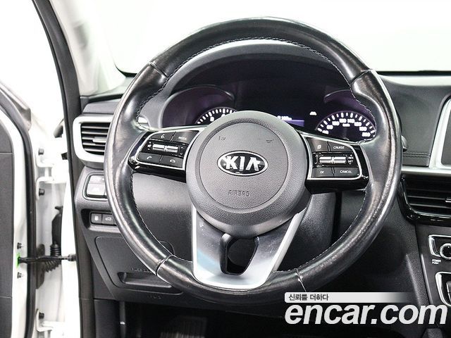 Kia K5 (II) 2.0 Prestige 2020 — фото 19