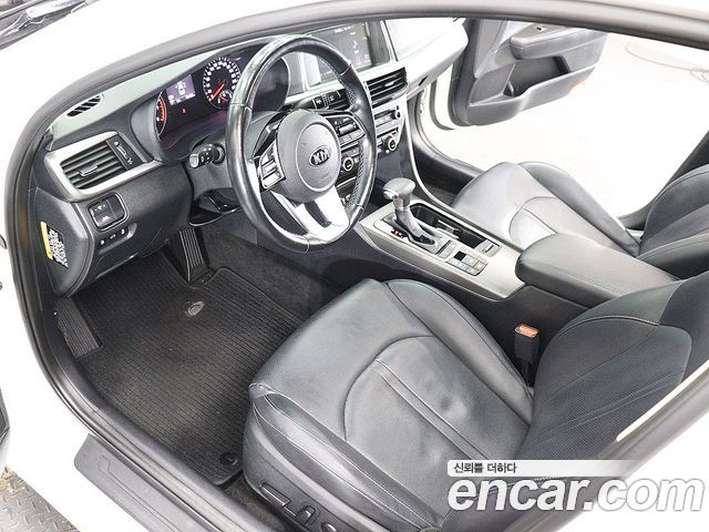 Kia K5 (II) 2.0 Prestige 2020 — фото 21