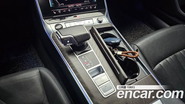 Audi A6 (C8) 45 TFSI Quattro Premium 2021 — фото 9