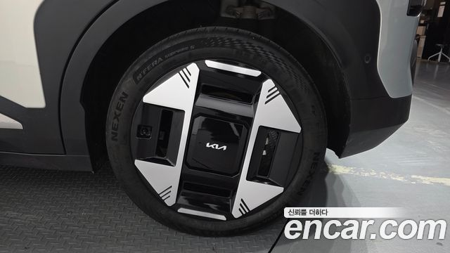 Kia EV3 Long Range 2WD Earth 2025 — фото 21