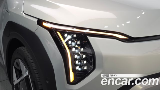 Kia EV3 Long Range 2WD Earth 2025 — фото 22