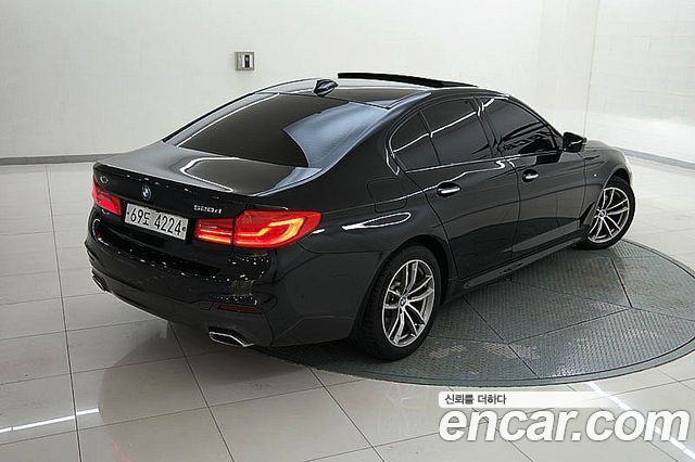 BMW 5 Series (G30) 520d M Sport Package Plus 2017 — фото 3
