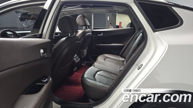 Kia K5 Hybrid (II) Noblesse 2019 — фото 11