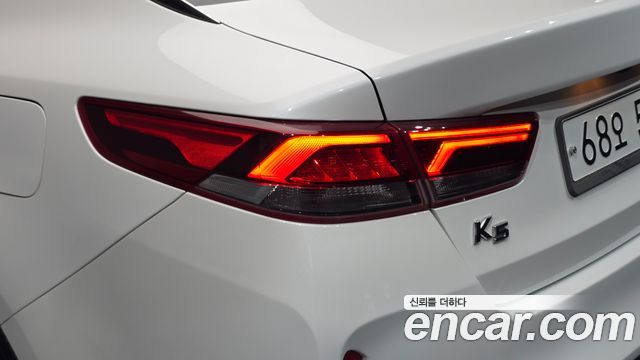 Kia K5 Hybrid (II) Noblesse 2019 — фото 23