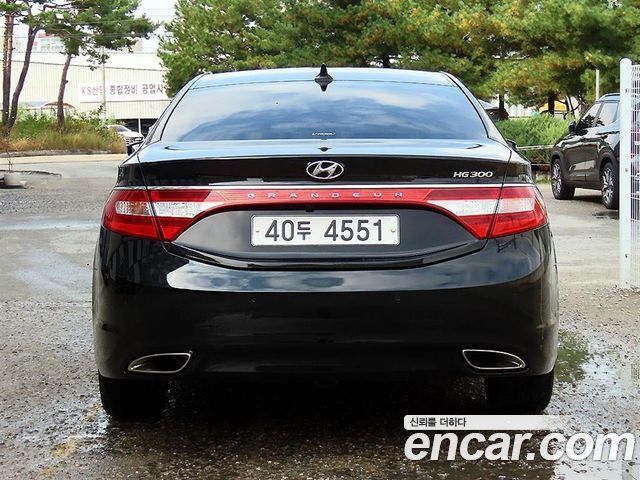 Hyundai Grandeur (HG) HG300 Exclusive 2014 — фото 4