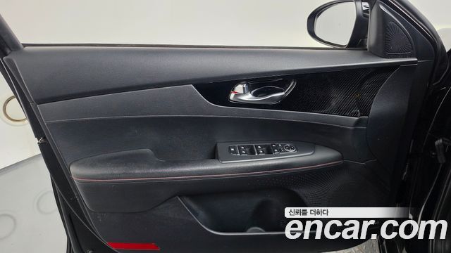 Kia K3 GT Plus 2019 — фото 30