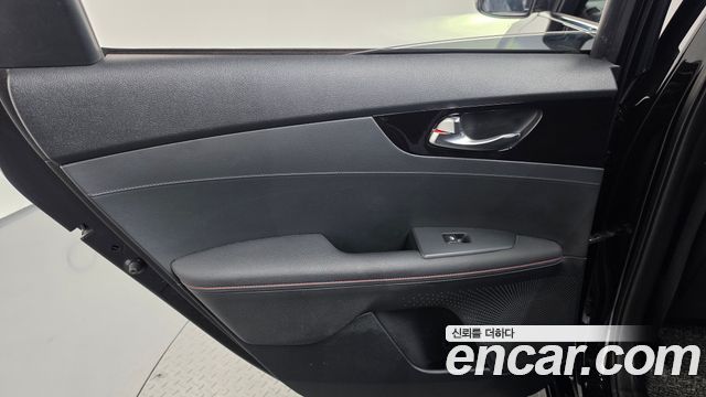 Kia K3 GT Plus 2019 — фото 31