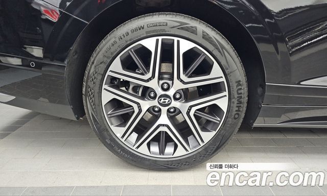 Hyundai Grandeur (GN7) 2,5 Gasoline 2WD Exclusive 2023 — фото 5