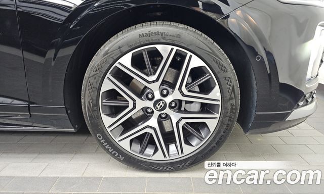 Hyundai Grandeur (GN7) 2,5 Gasoline 2WD Exclusive 2023 — фото 21