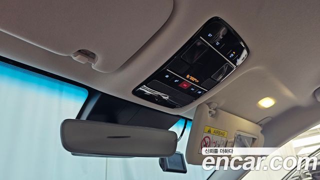 Hyundai Grandeur (GN7) 2,5 Gasoline 2WD Exclusive 2023 — фото 27