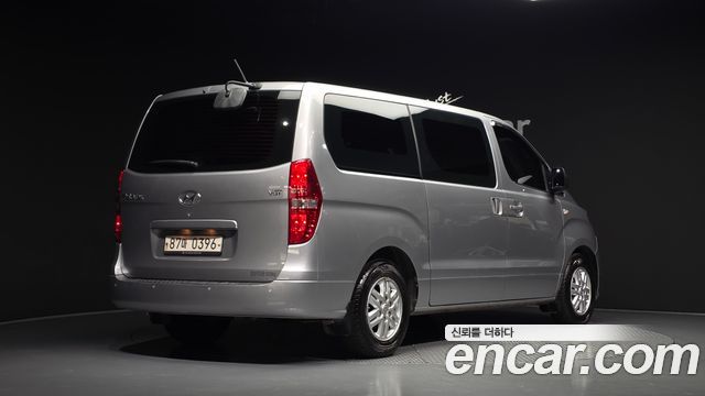 Hyundai Grand Starex Van 3-Seater Smart 2019 — фото 2