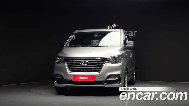 Hyundai Grand Starex Van 3-Seater Smart 2019 — фото 3