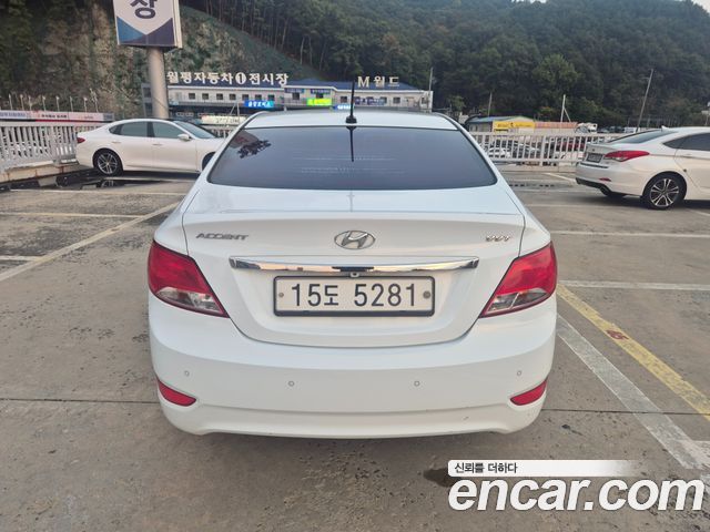 Hyundai Accent (New) 1.4 VVT Modern 2015 — фото 5
