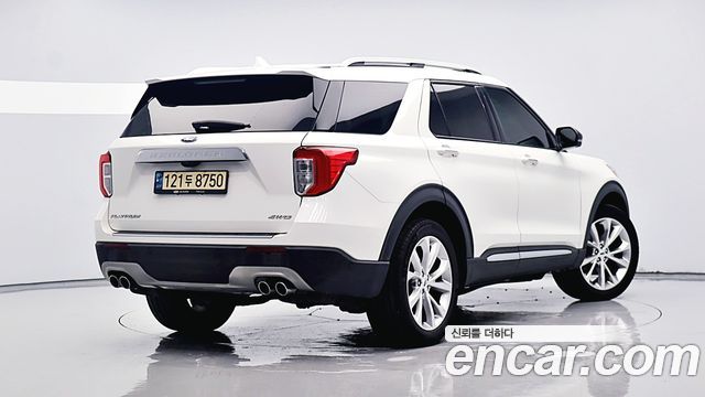 Ford Explorer (VI) 3.0 Platinum 4WD 2021 — фото 4
